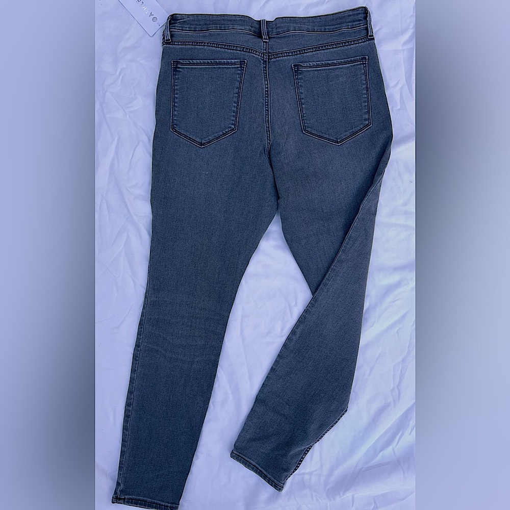 Athleta Grey Wash Sculptek Ultra Skinny Jeans